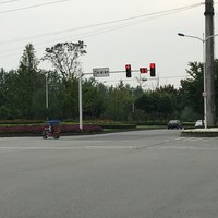 成都市郫都区交通信号灯