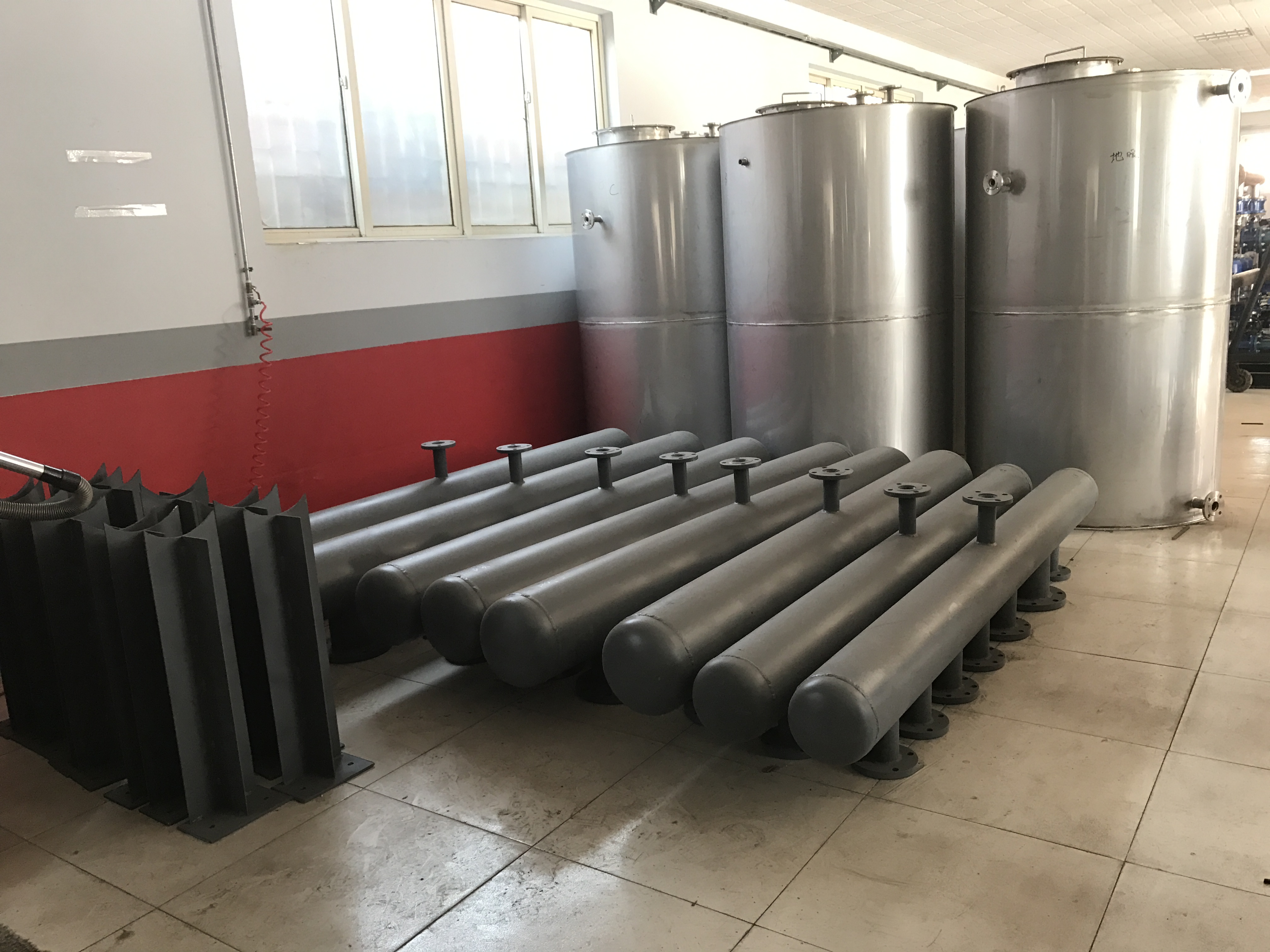 建筑物空调系统,采暖,制冷系统设计和安装,分集水器,不锈钢水箱