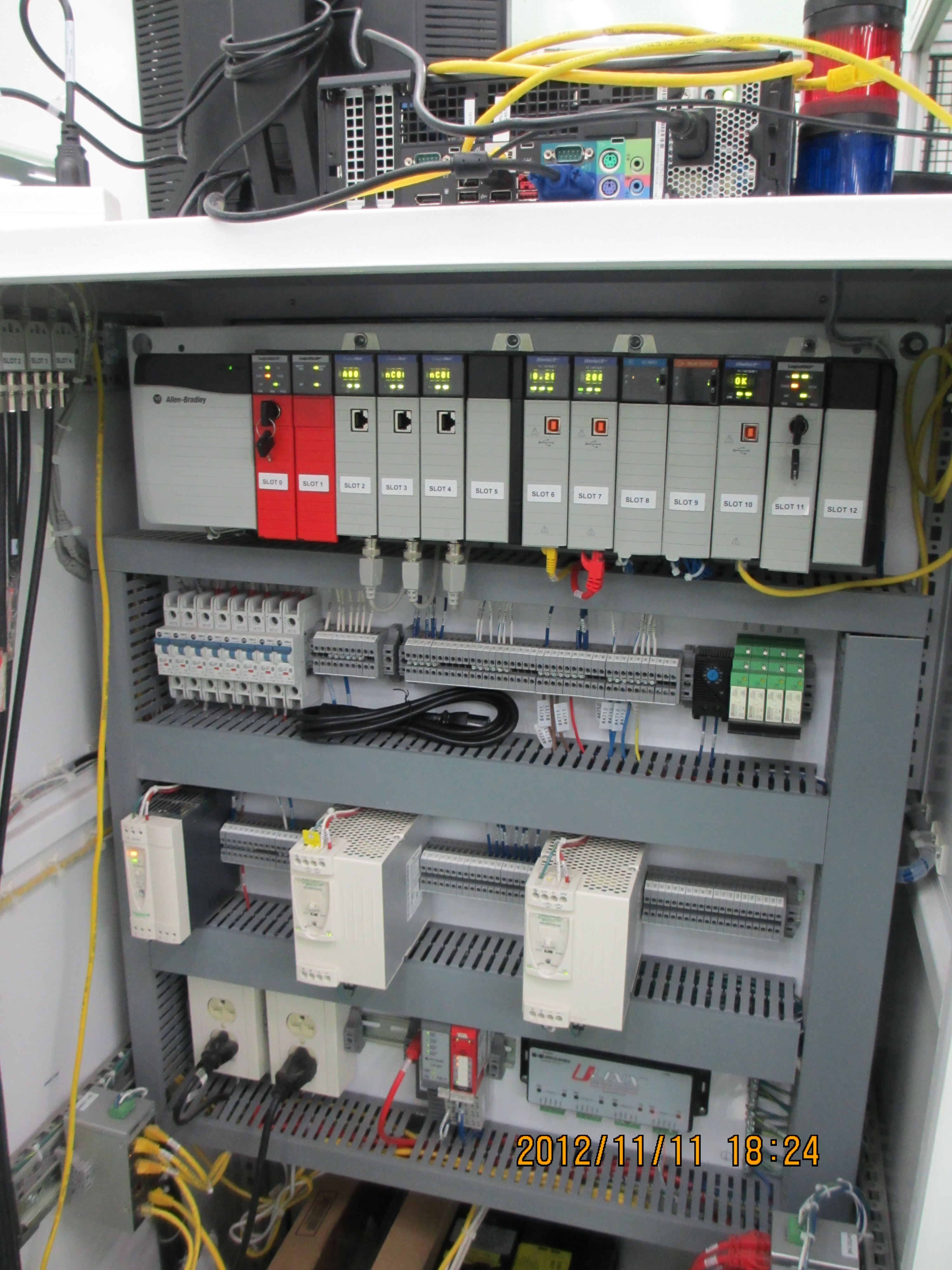 青岛兴安建设工程有限公司，配电箱