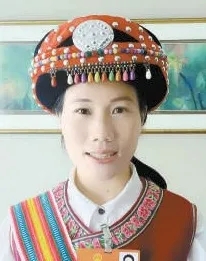 李金莲代表