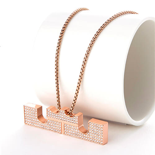 Custom mens jewelry large logo pendant rhinestone nameplate necklace with thick chain 
