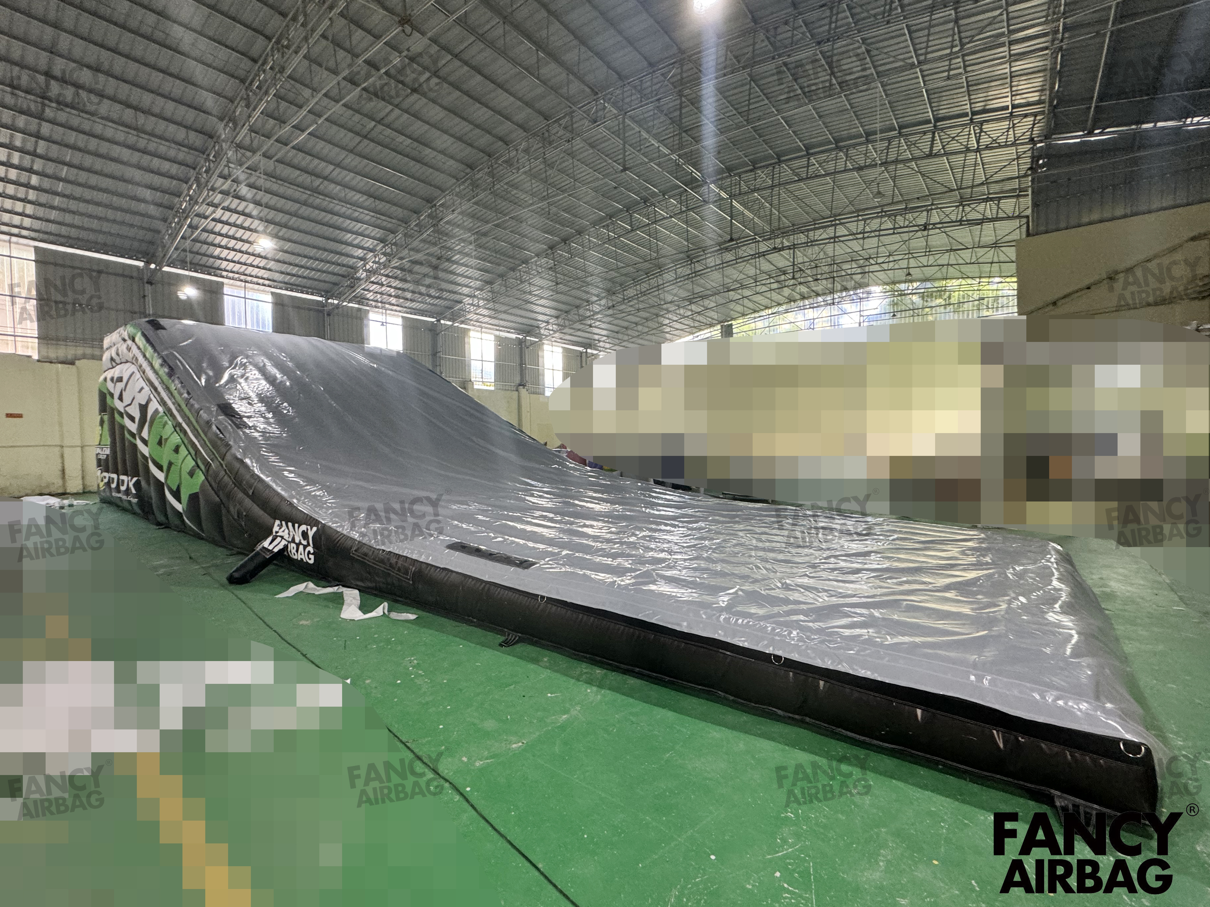 INFLATABLE FMX LANDING AIR BAG / FMX AIR LANDER 