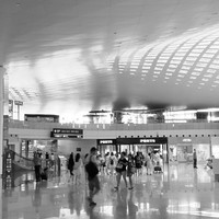 杭州机场商业规划：为2017-2018年度招商提供协助服务，制定新的商业规划，引入文化科技体验业态，完善航站楼商业服务功能，满足旅客日新月异的需求。