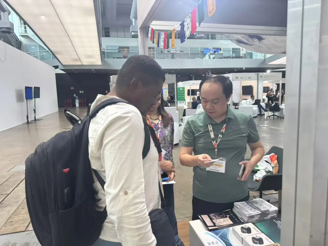 COP30现场展位交流