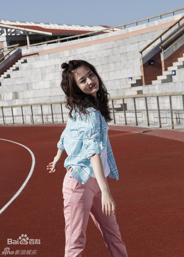 《一又二分之一的夏天》饰：罗曼