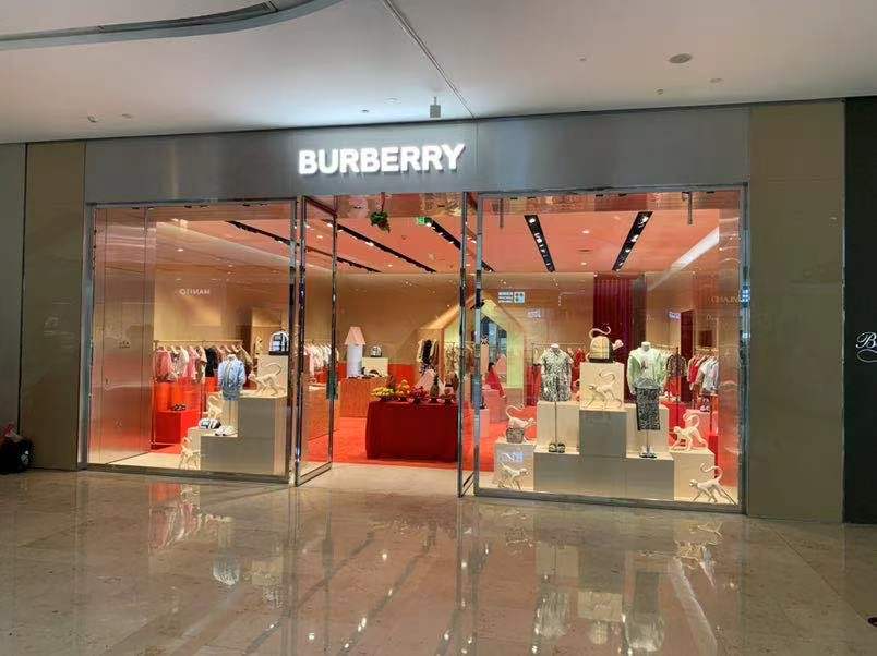 luxury store fit-out