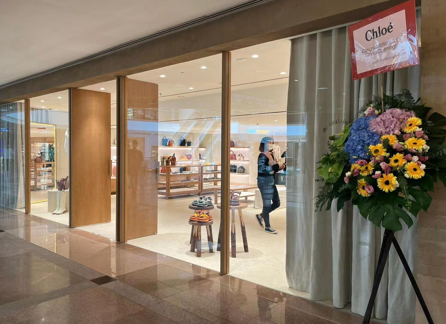 Chloé Luxury Fashion Shop