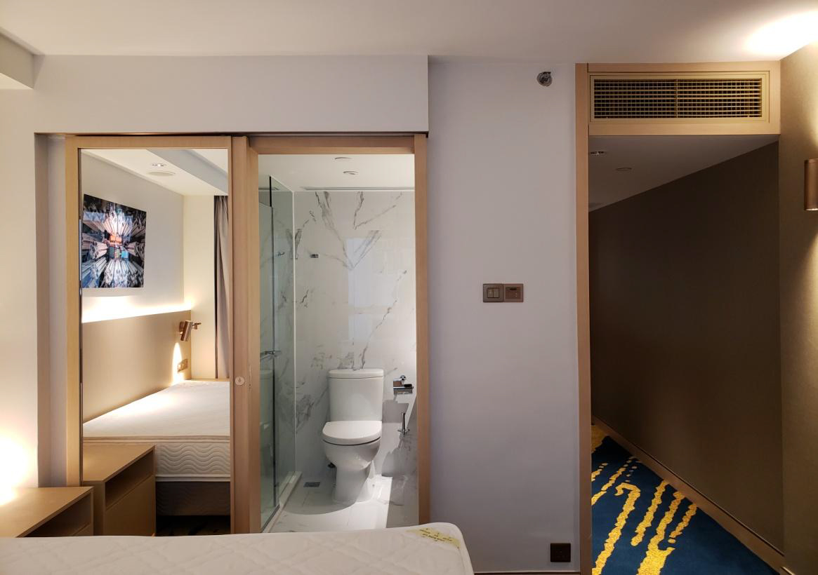 Holiday Inn Interior