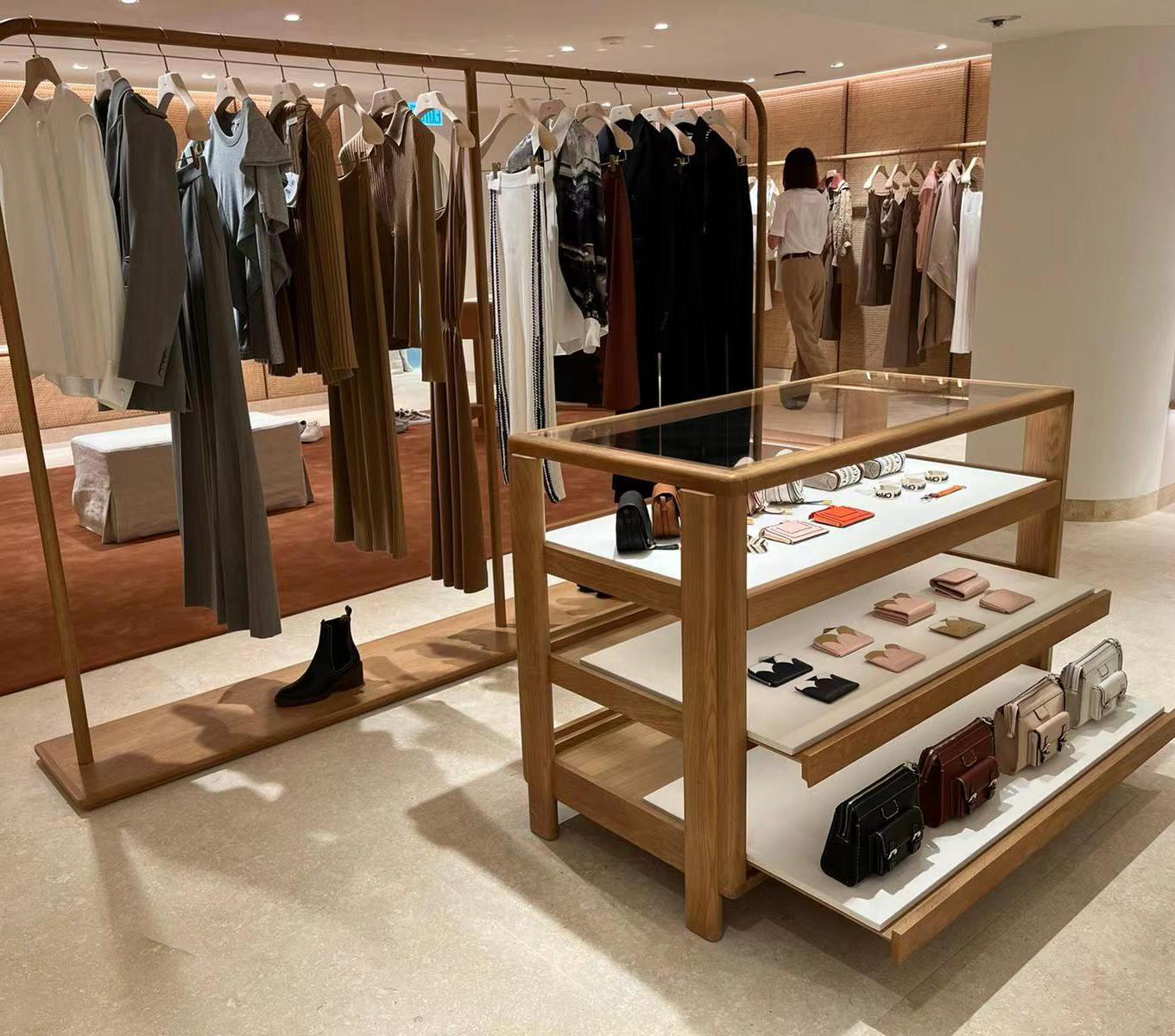 Chloé Shop Wallet Display