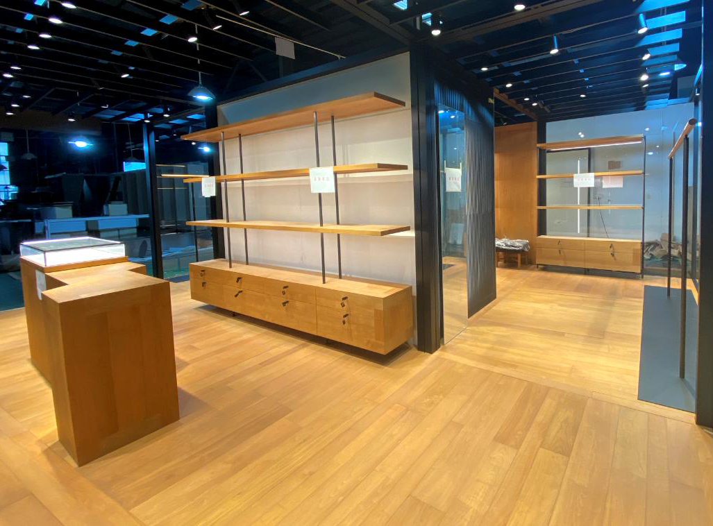 Fashion Shop Display