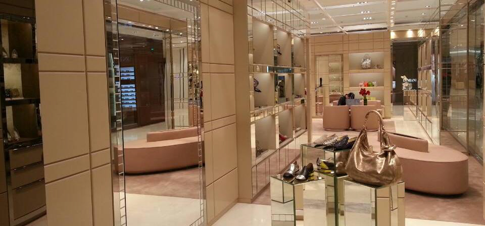 luxury store design