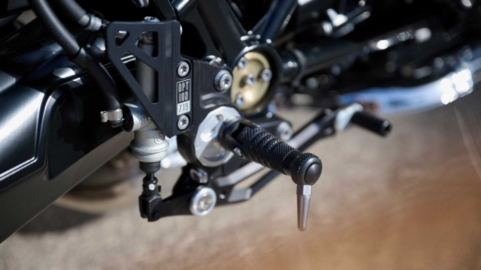 新款 限量款 R nineT和R 18的100周年纪念限量版 宝马 摩托车 机车