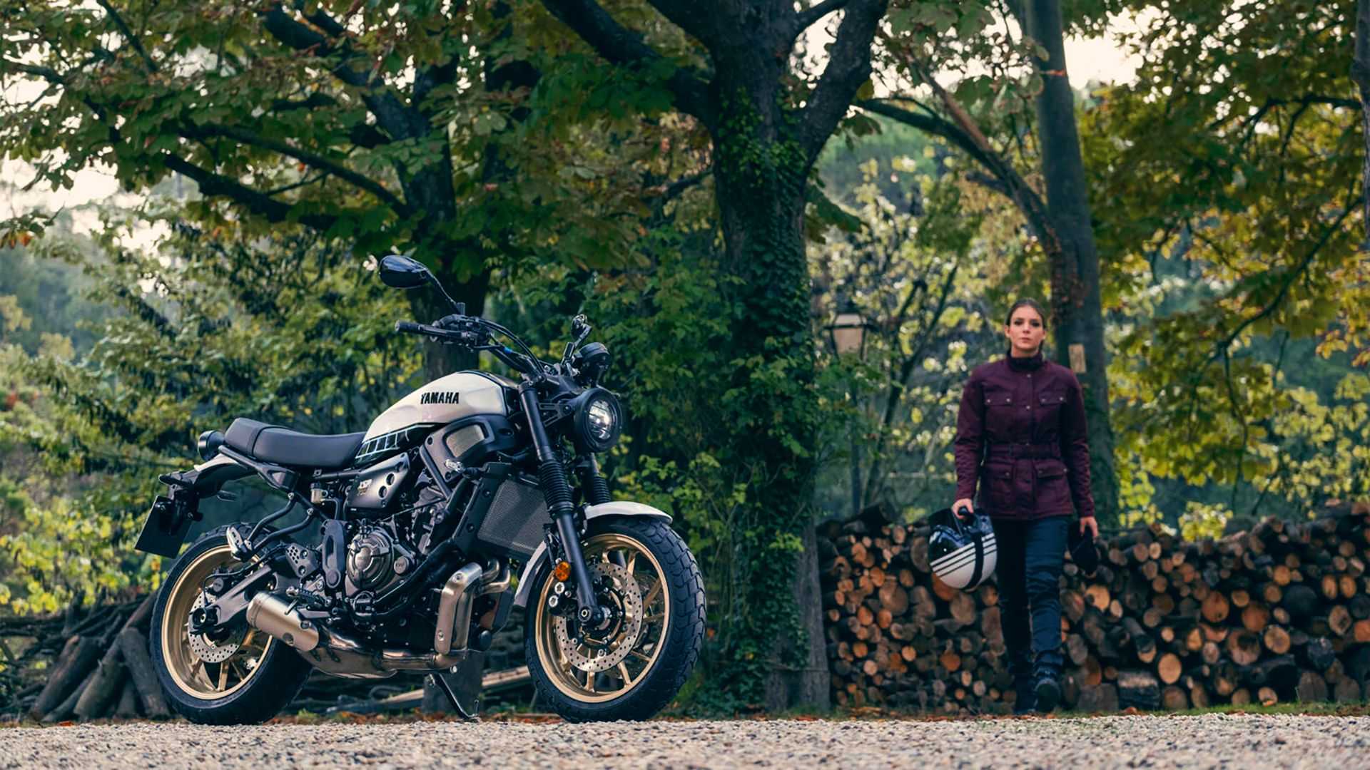 雅马哈 新款 复古街车 XSR700 LEGACY 机车 摩托车