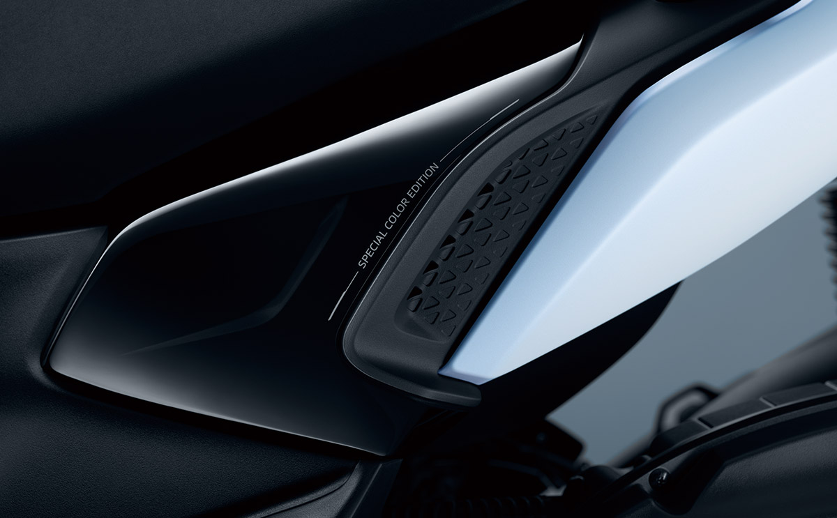 新款 雅马哈 踏板车 机车 摩托车