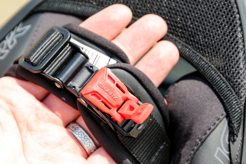 鲨鱼、头盔、机车装备、摩托车、新款