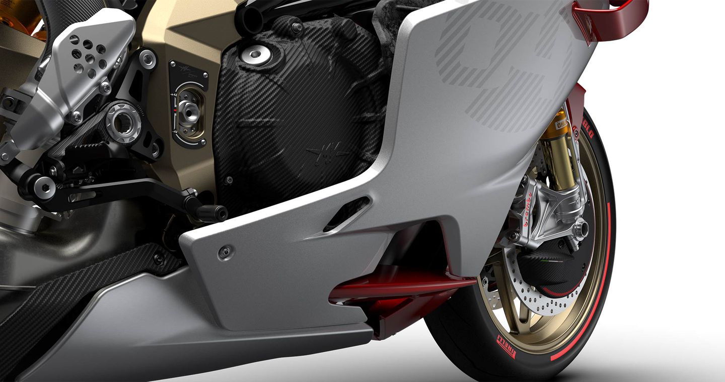 新款 奥古斯塔 超跑 机车 摩托车 艺术品 Supervieloce 1000