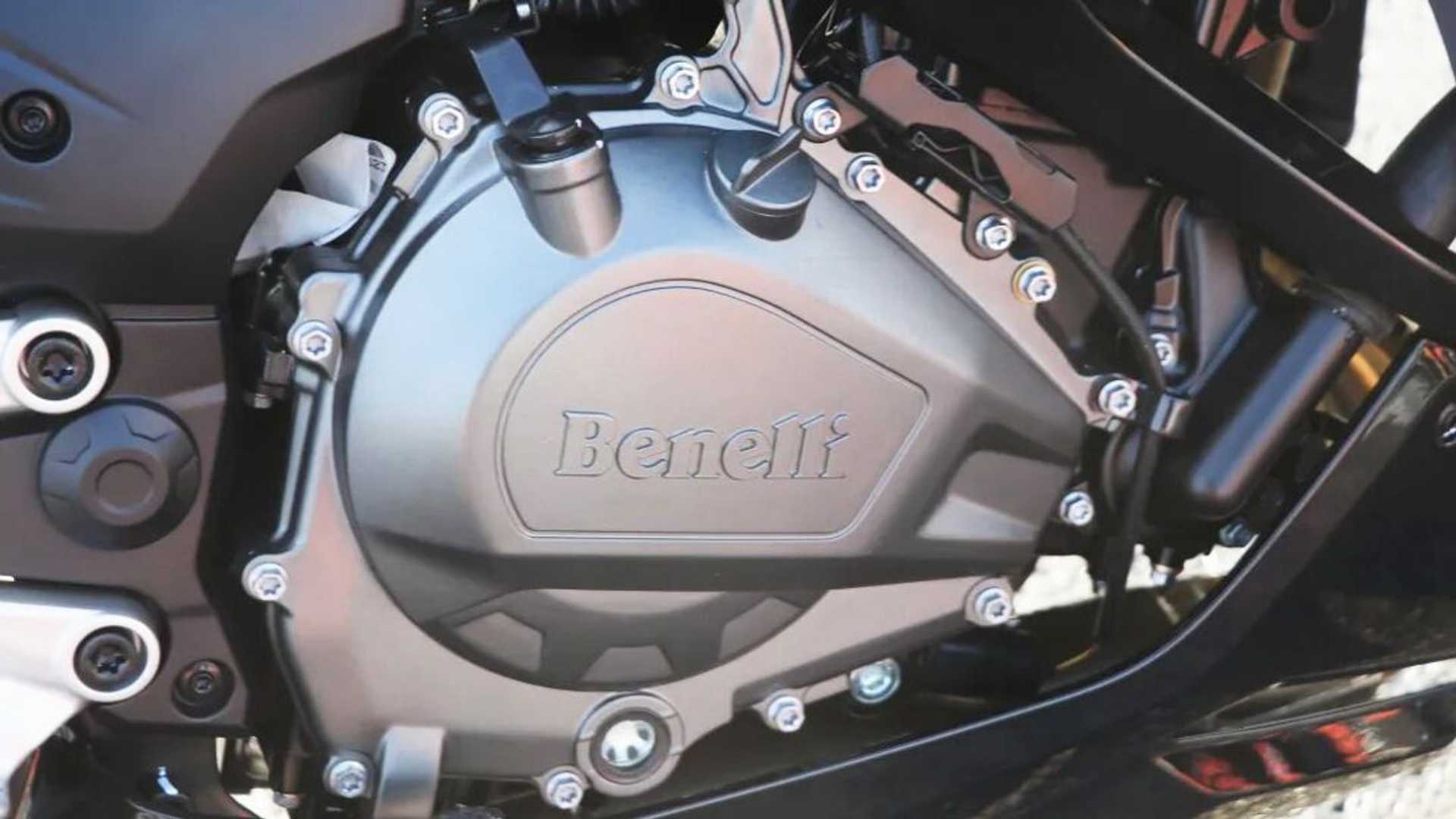 新款 机车 摩托车 贝纳利 运动摩托车