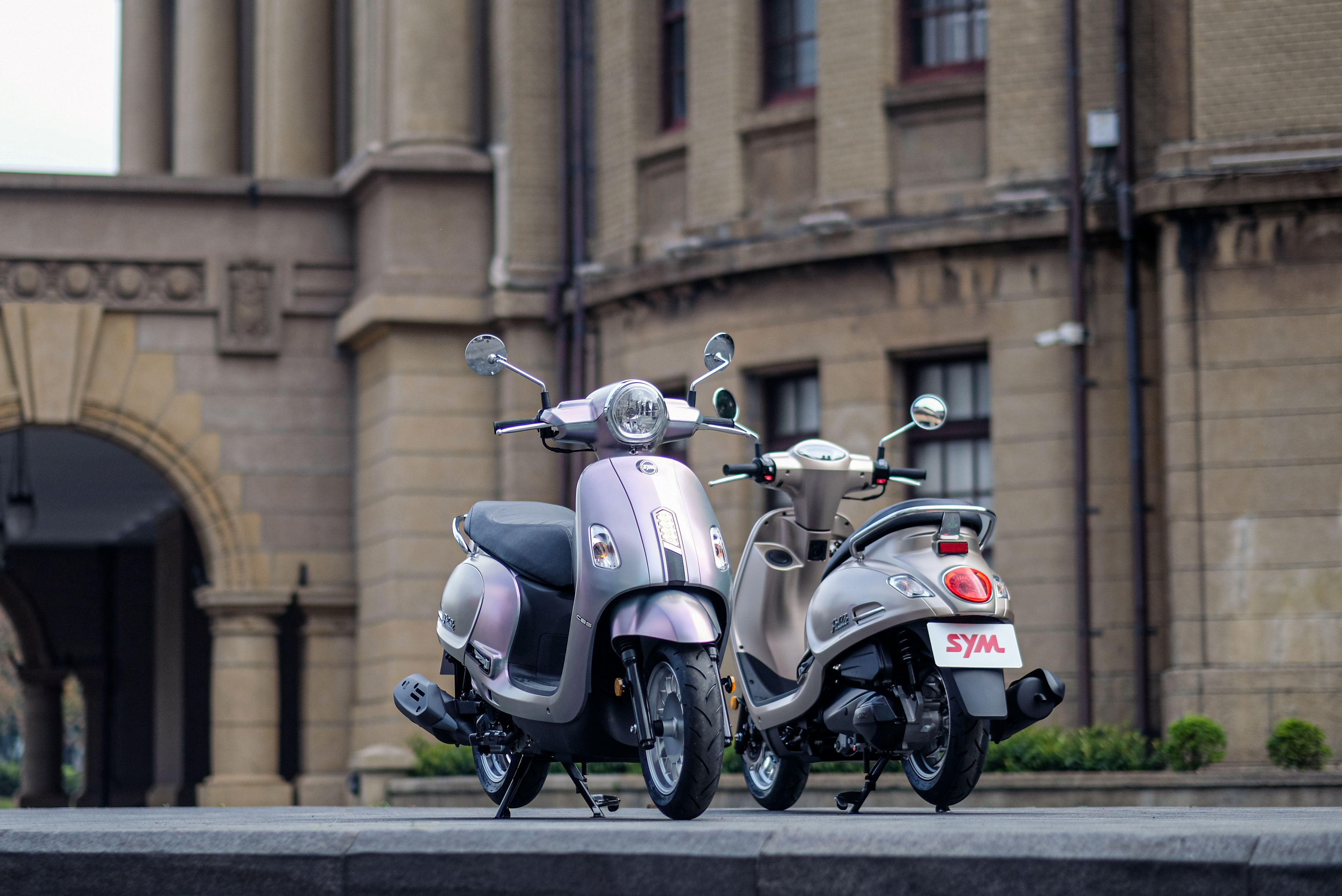 新款 机车 摩托车 踏板摩托车 三阳 Fiddle