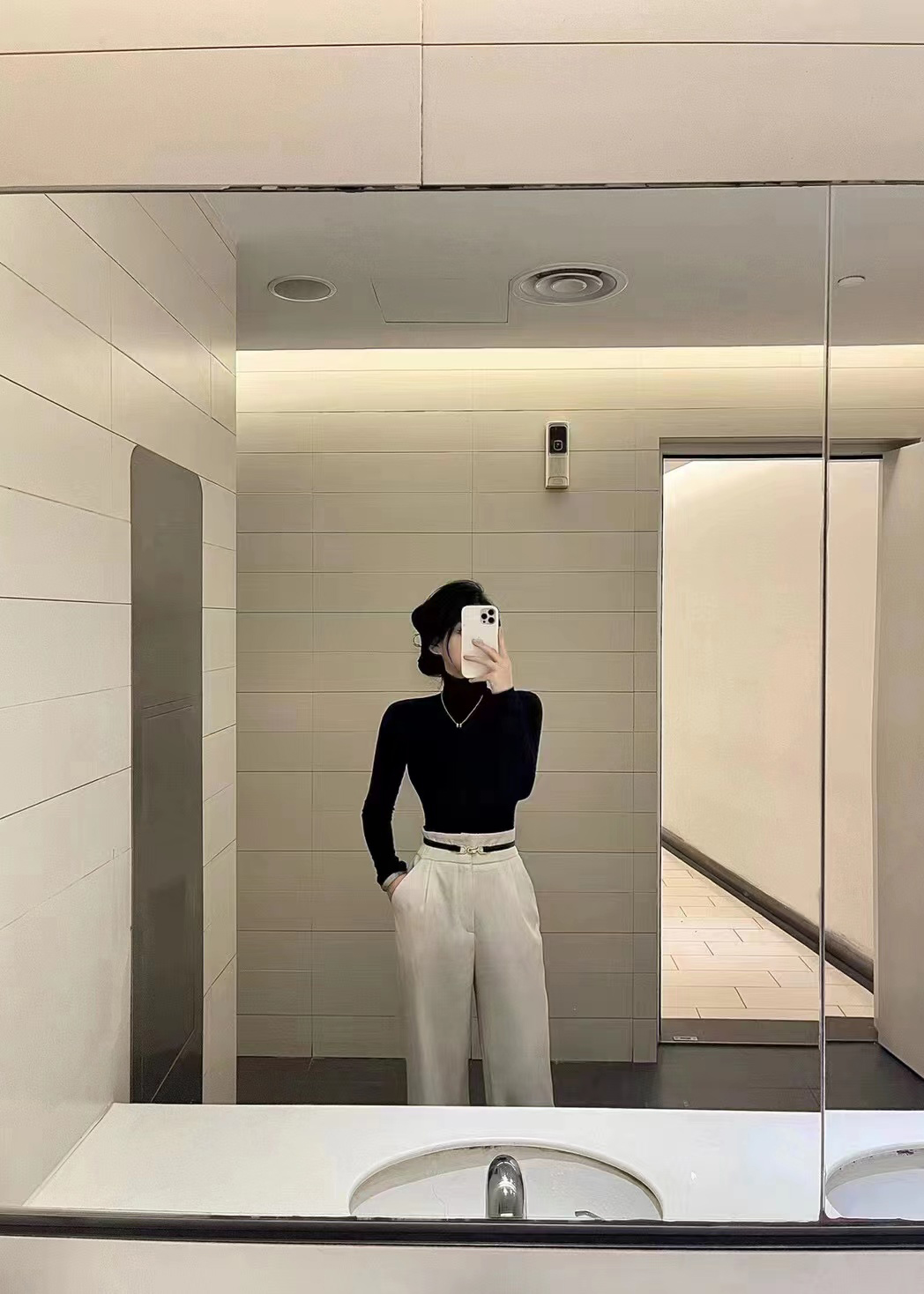broken image