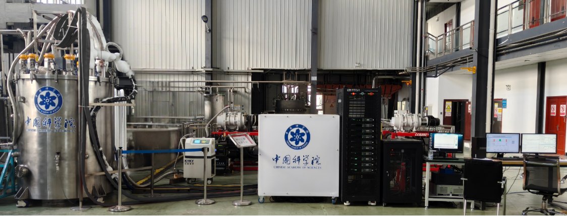 图1 储能磁体系统测试现场