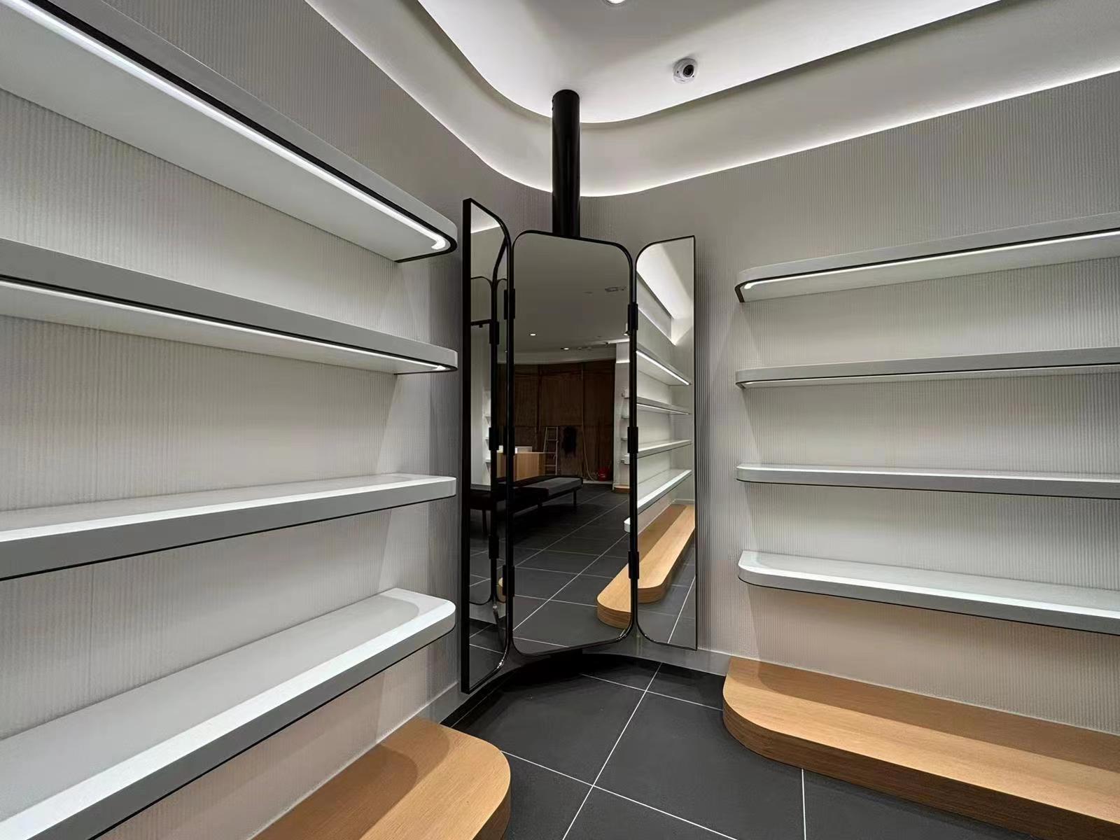 Shoes Displays