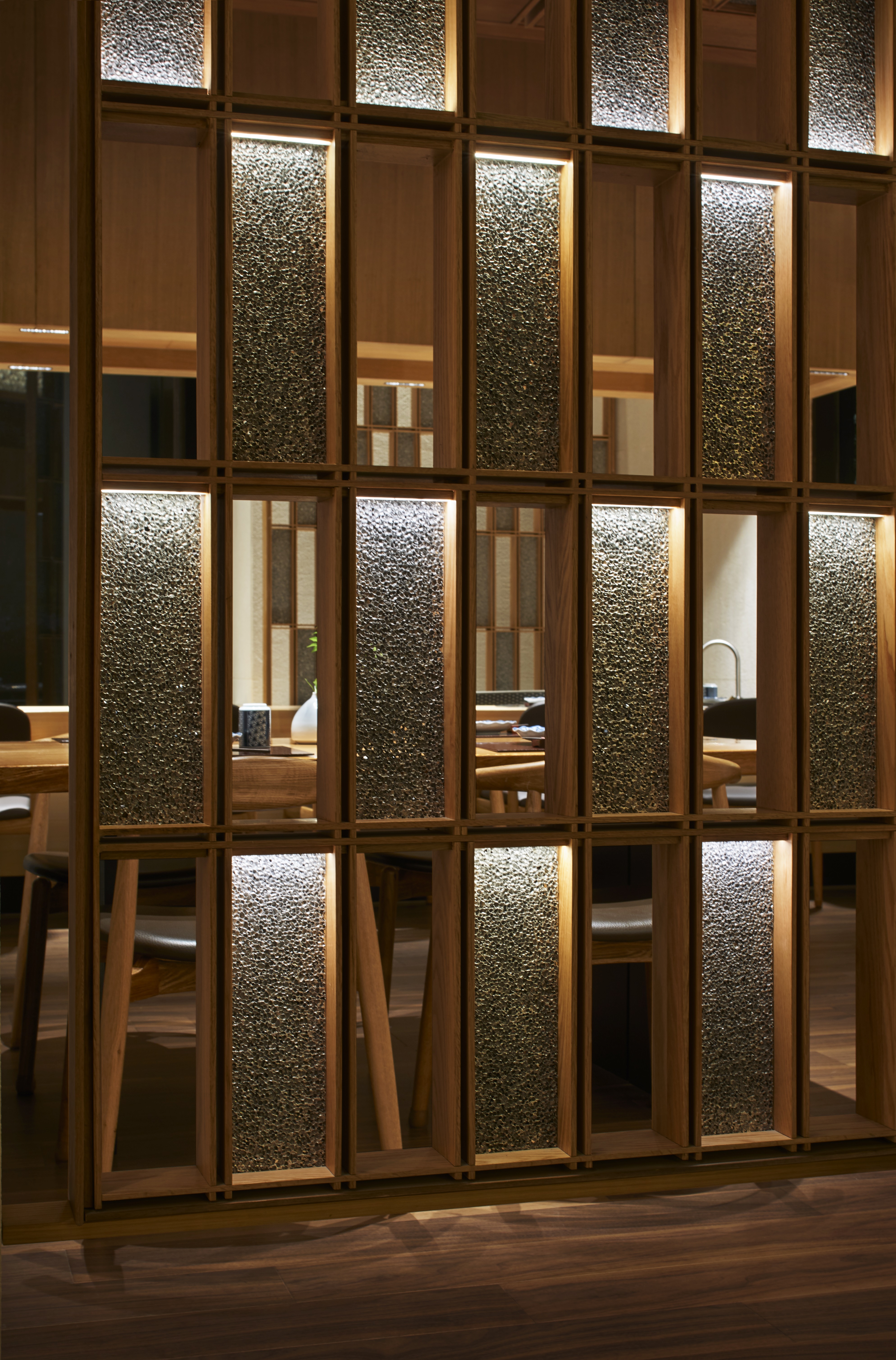 Japanese Bar & Restaurant Interior Furniture Custom