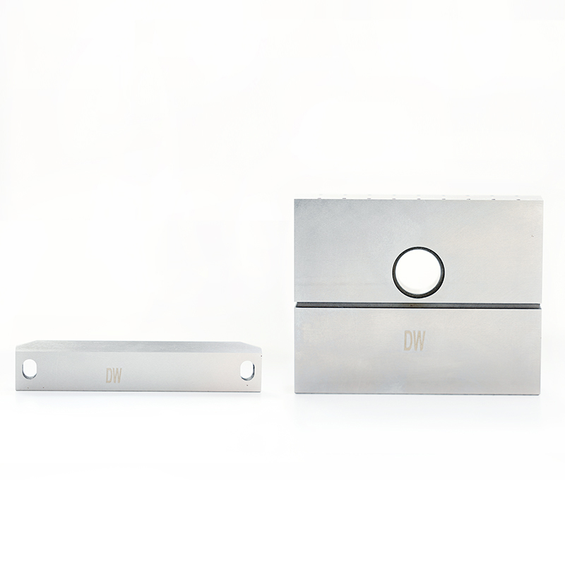 CUTTER AND SLITTING CUTTER