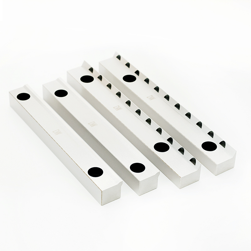 CUTTER AND SLITTING CUTTER