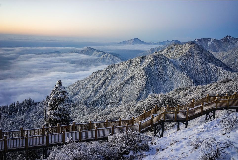 大雪山景区图片