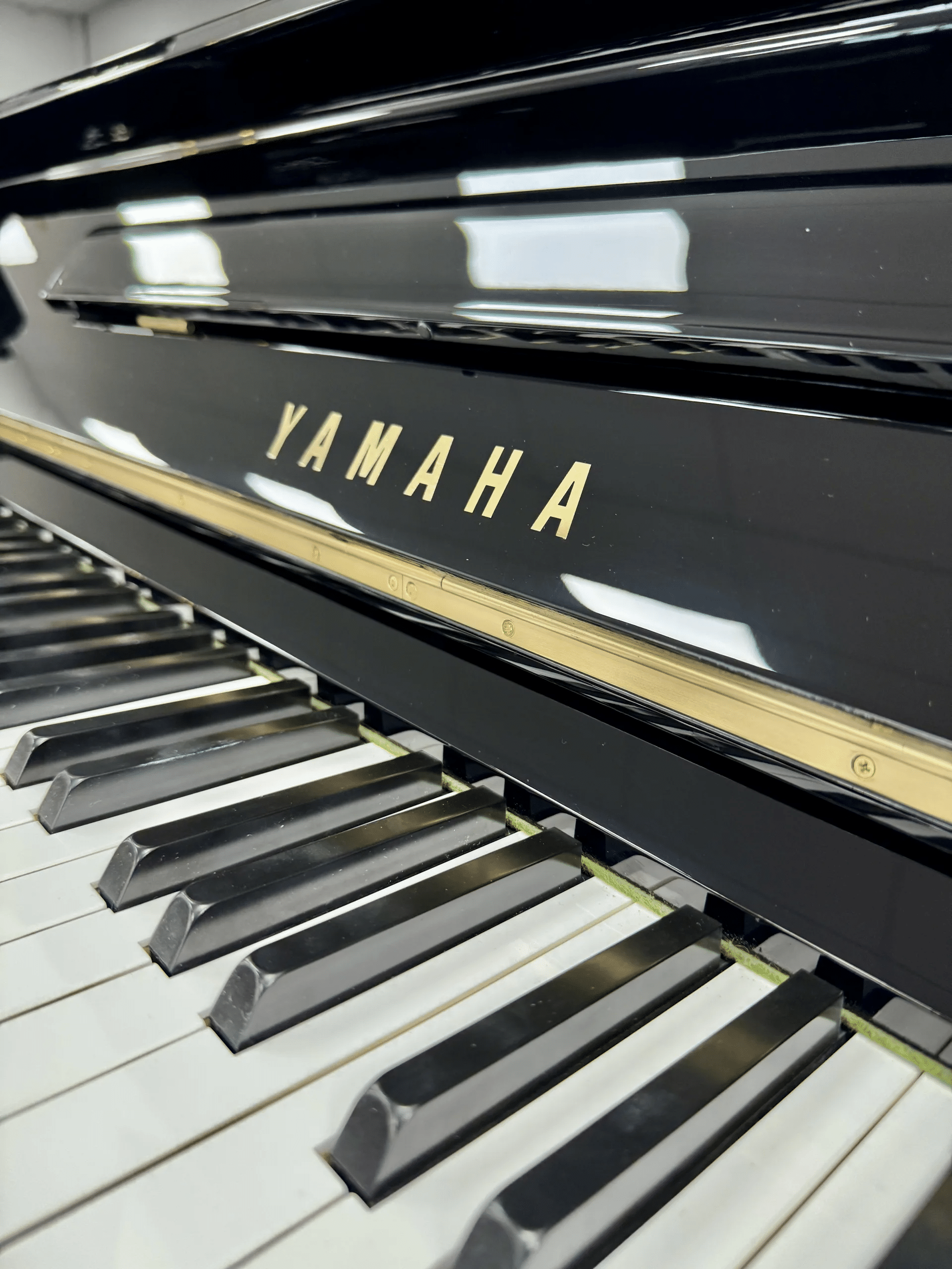 Yamaha U1 Series