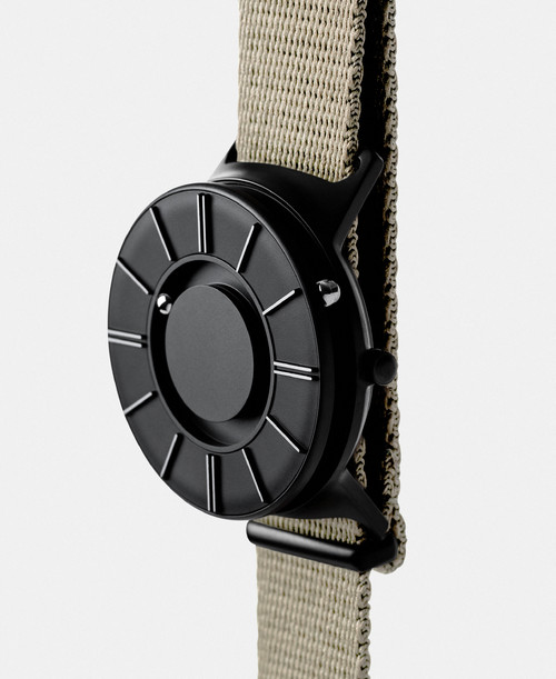 EONE 新款APEX系列 APEX-N-BEIGE 陶瓷表盘尼龙编织皮带 触感设计腕表