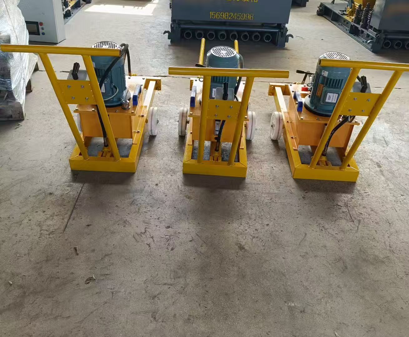 小型液压涨拉机