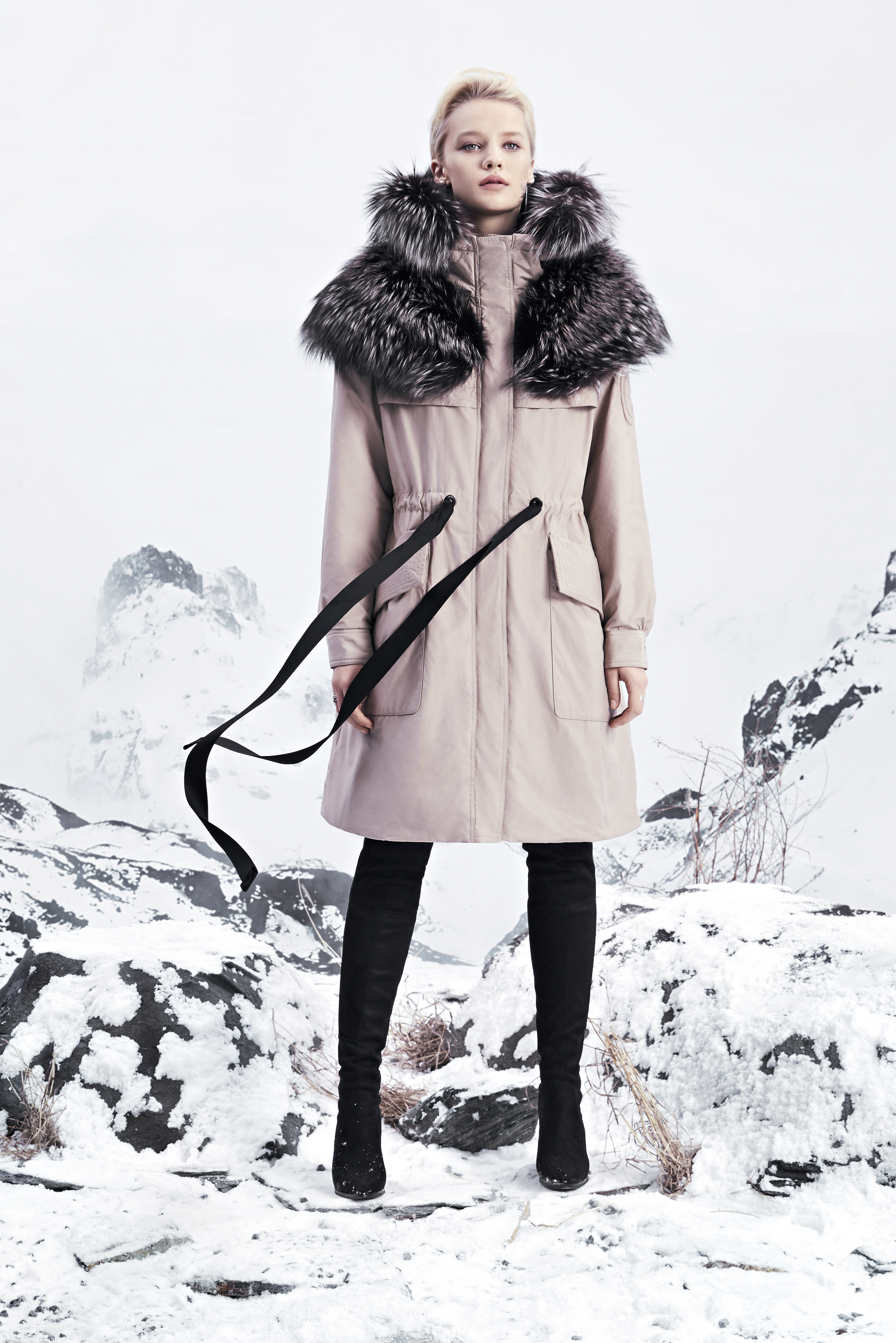 女士- 北京科拉思纳服饰有限公司--中文版