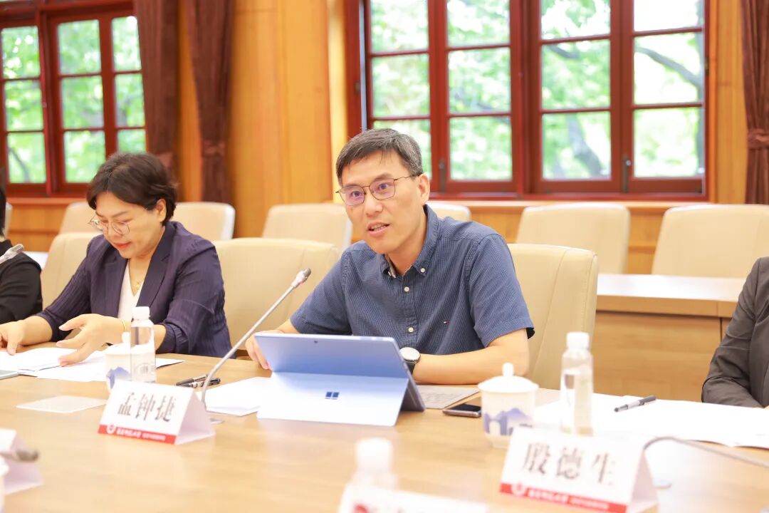 华东师范大学党委副书记孟钟捷