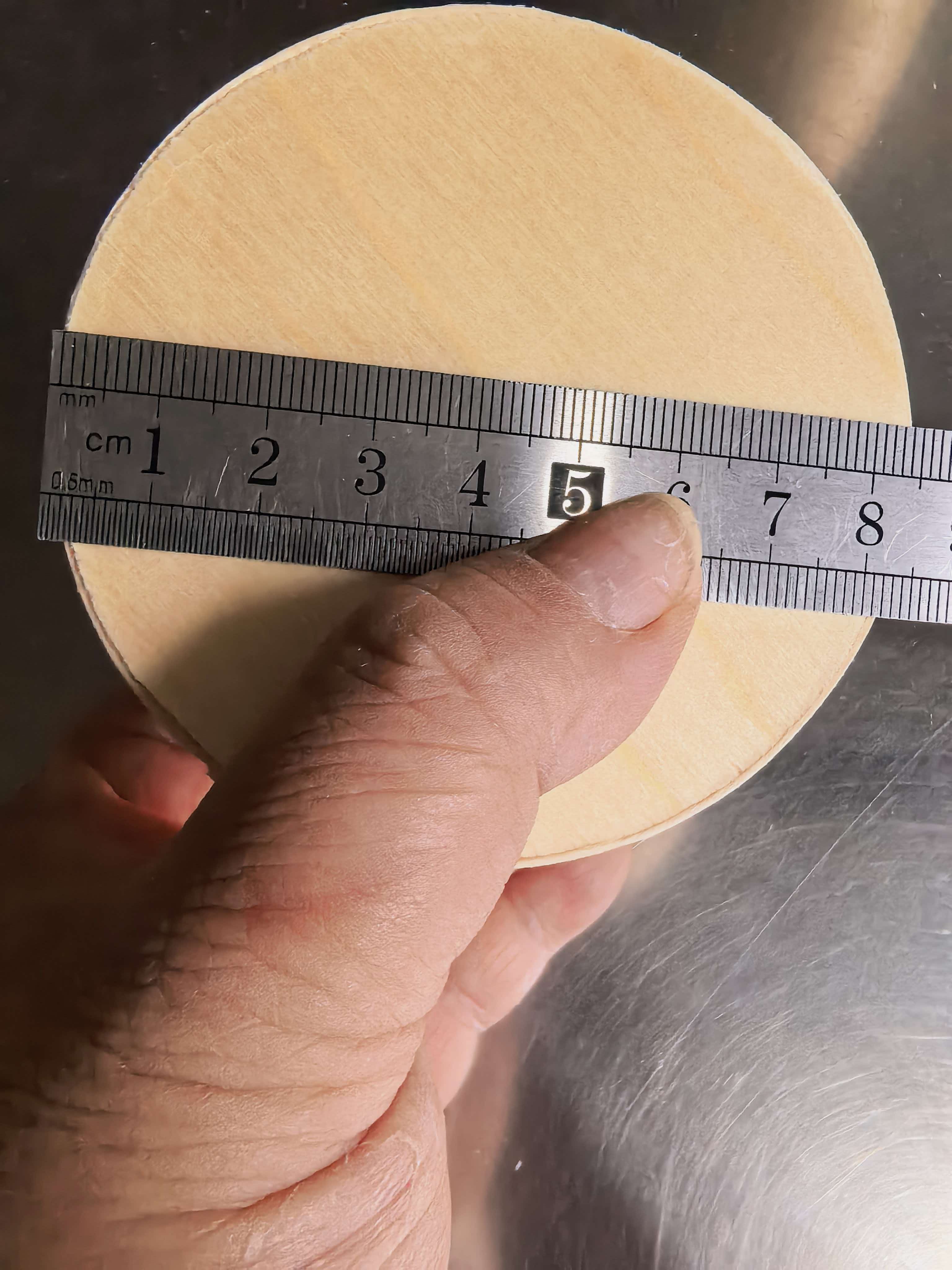 ROUND WOODEN CAKE BOX WITH BAKING PAPER Ø8042mm