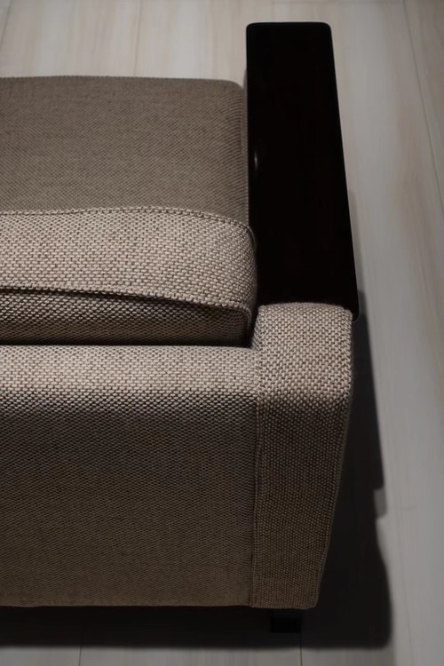 ♣ 新中古·TRS在售品 Karimokuカリモク 一把非常「方而正」的复古单人位沙发