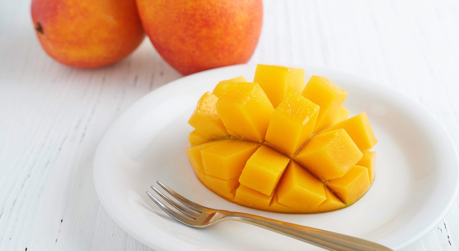 Fruitful rounds of fork and knife French Etiquette