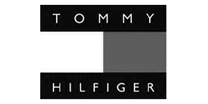 Tommy Hilfiger创立于1985年，崇尚自然、简洁的风尚，同时设计理念中无渗透出青春的动感活力，与美国本土的风格特点十分和谐，受到年轻一代美国人的热爱。由于Tommy Hilfiger品牌浓郁的美国特色，同时品牌标志与美国国旗十分相似，使得该品牌在美国公众中，树立了良好的形象。Tommy Hilfiger的产品类型不断增加，除服装、配饰外，更包括鞋具、香水及寝室等用品。