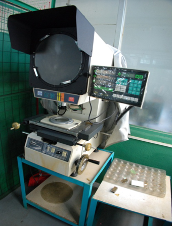 光学投影机　Optical Projector