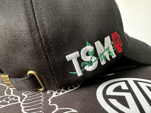 TSM 玫瑰刺绣棒球帽 