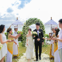 巴厘岛四季沙滩婚礼