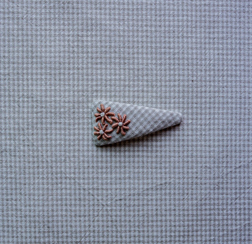 Tiny Flora- Cream grey. Taupe small set (3  hair clips) / 小童3件套发夹