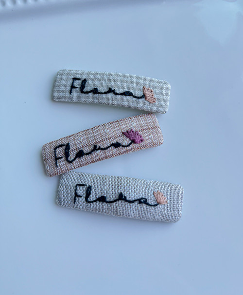 Tiny Flora- Name hair clip /design your own name /名字设计定制