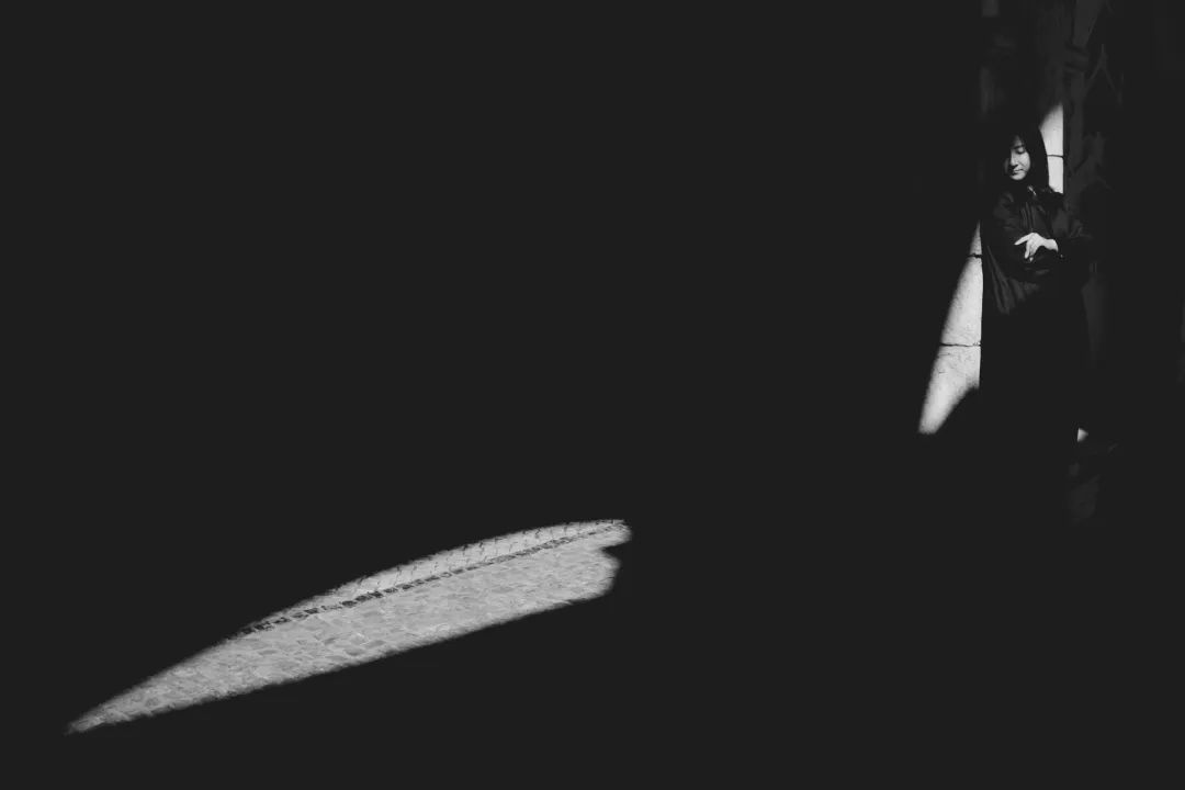 broken image
