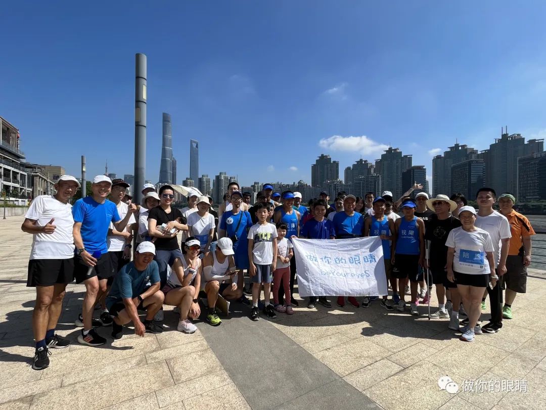 周末融合活动合影 Weekend inclusive activity - group photo