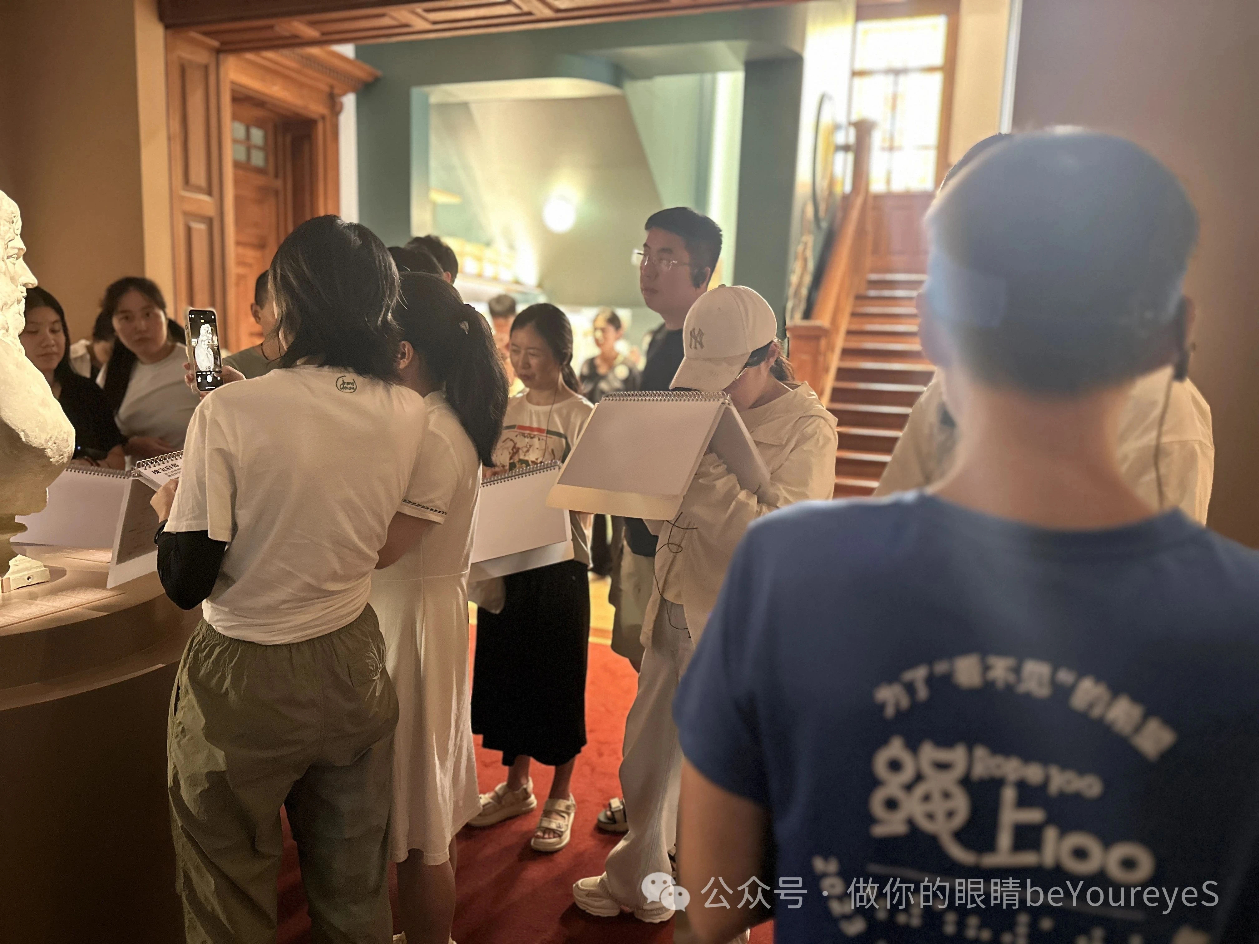 看展的瞬间 A moment from the exhibition